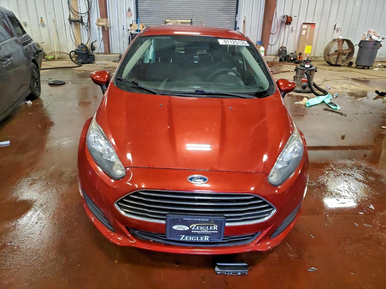 2018 FORD FIESTA SE photo 5