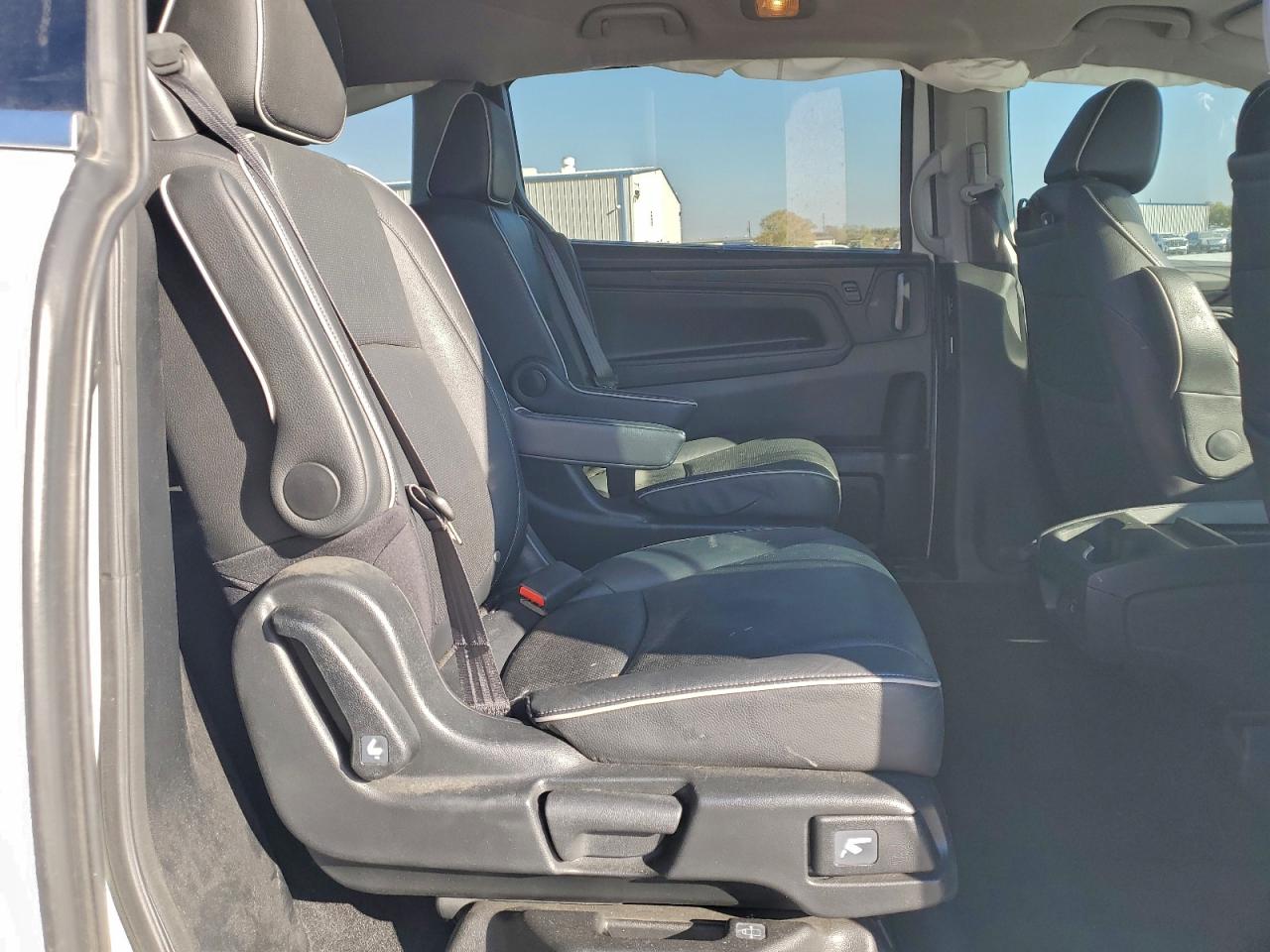 2023 HONDA ODYSSEY ELITE photo 11