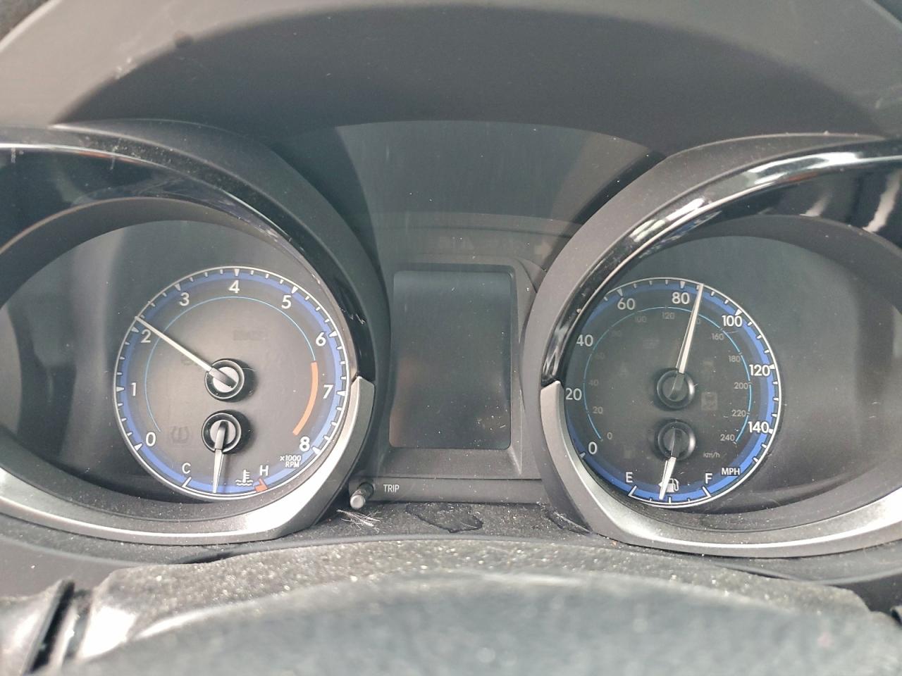 2014 TOYOTA COROLLA L photo 9
