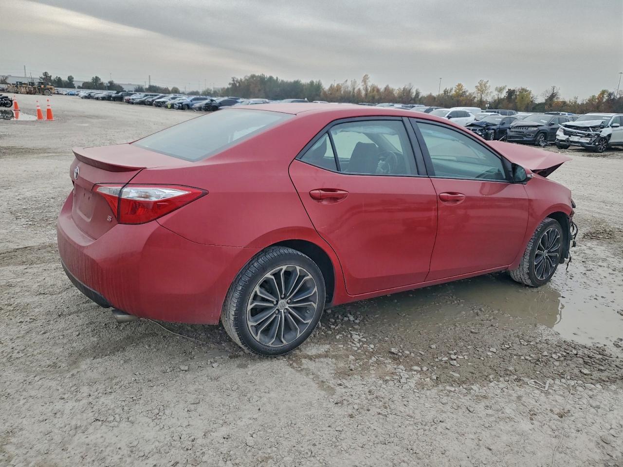 2014 TOYOTA COROLLA L photo 3