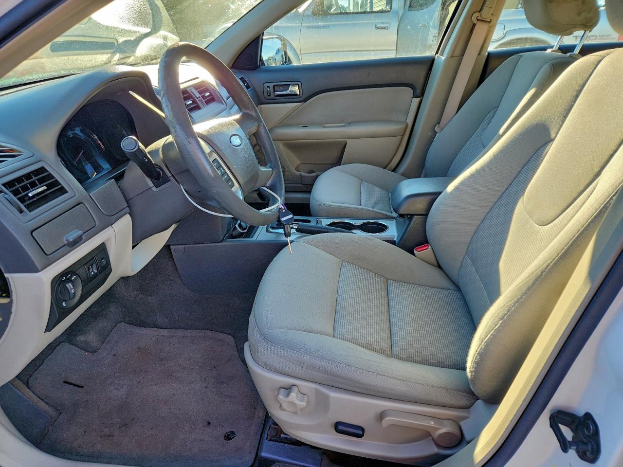 2010 FORD FUSION SE photo 7