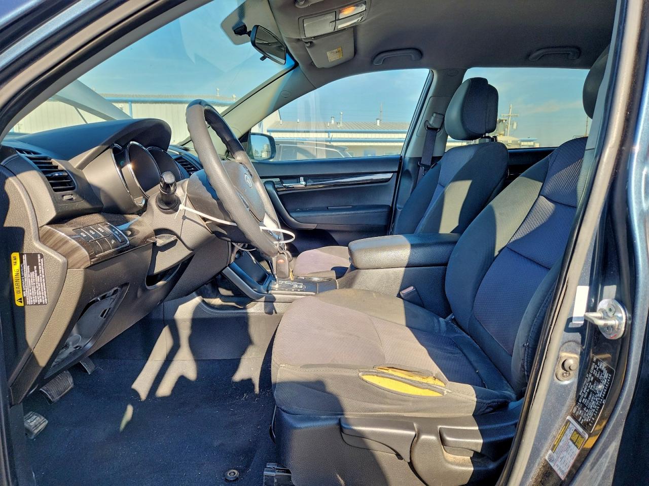 2011 KIA SORENTO BASE photo 7