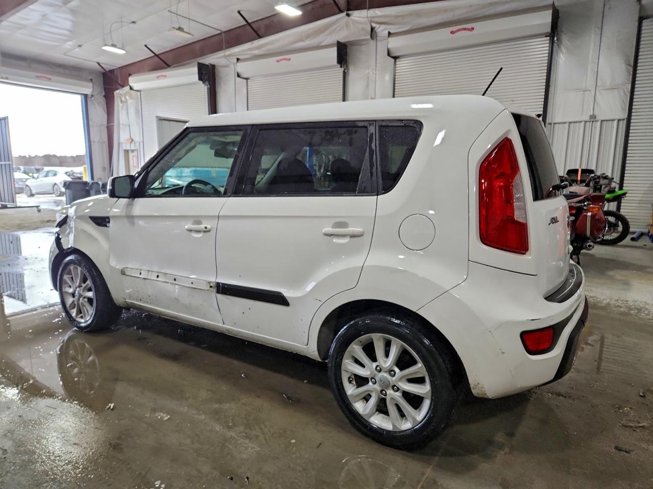 2012 KIA SOUL + photo 2