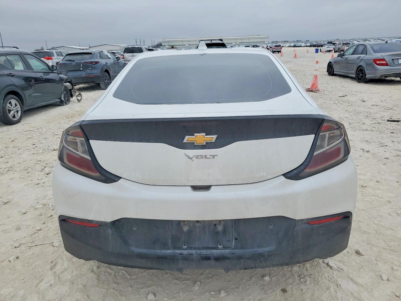 2017 CHEVROLET VOLT PREMIER photo 6