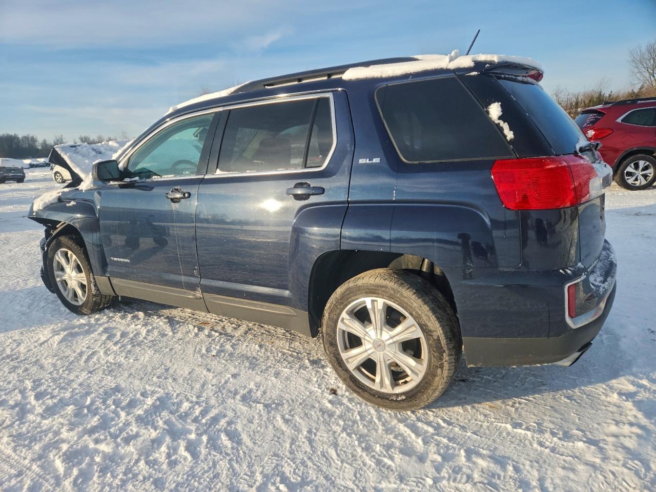 2017 GMC TERRAIN SLE photo 2