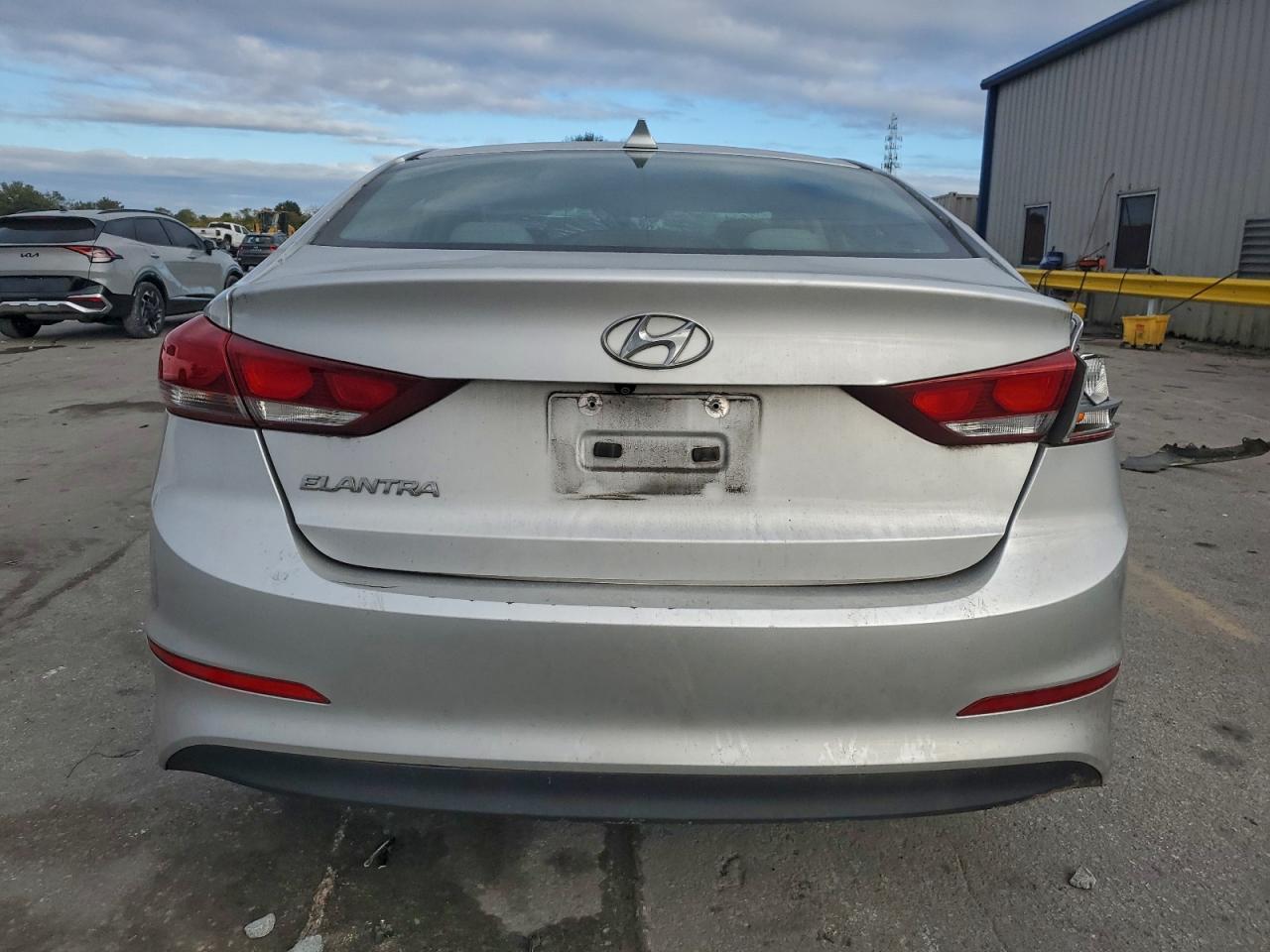 2018 HYUNDAI ELANTRA SEL photo 11