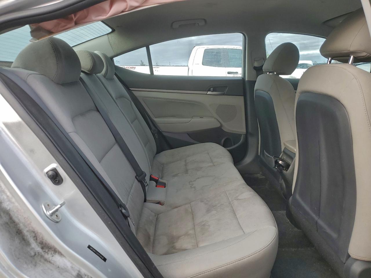 2018 HYUNDAI ELANTRA SEL photo 19