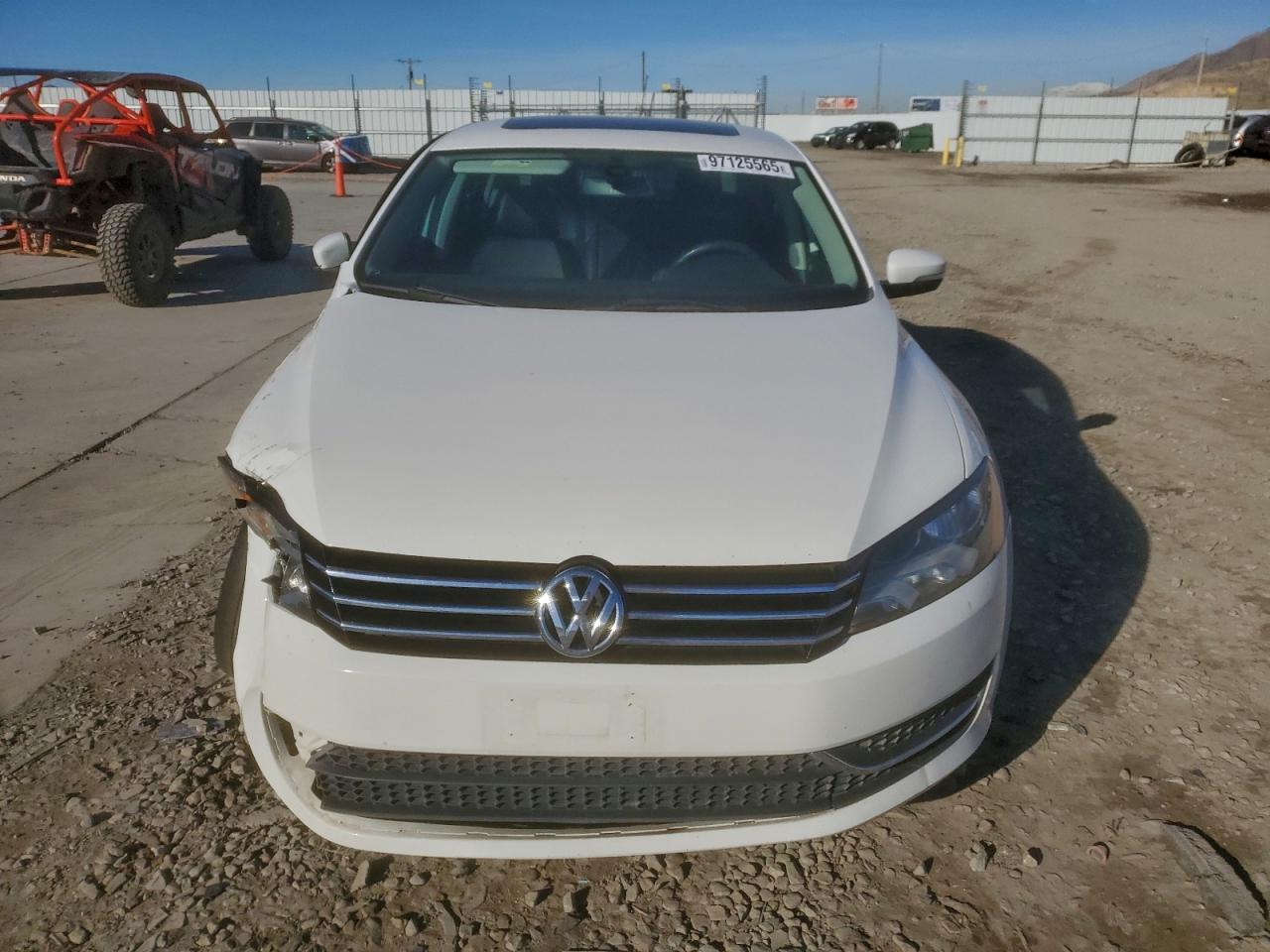 2014 VOLKSWAGEN PASSAT SE photo 9