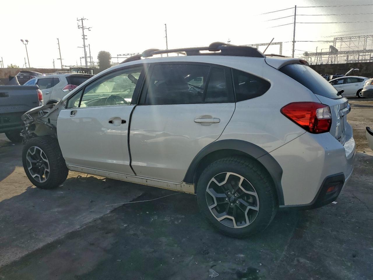 2017 SUBARU CROSSTREK PREMIUM photo 3