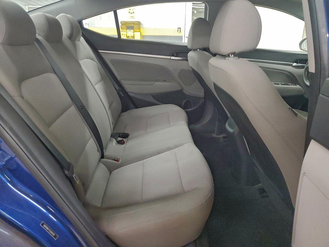 2020 HYUNDAI ELANTRA SEL photo 19