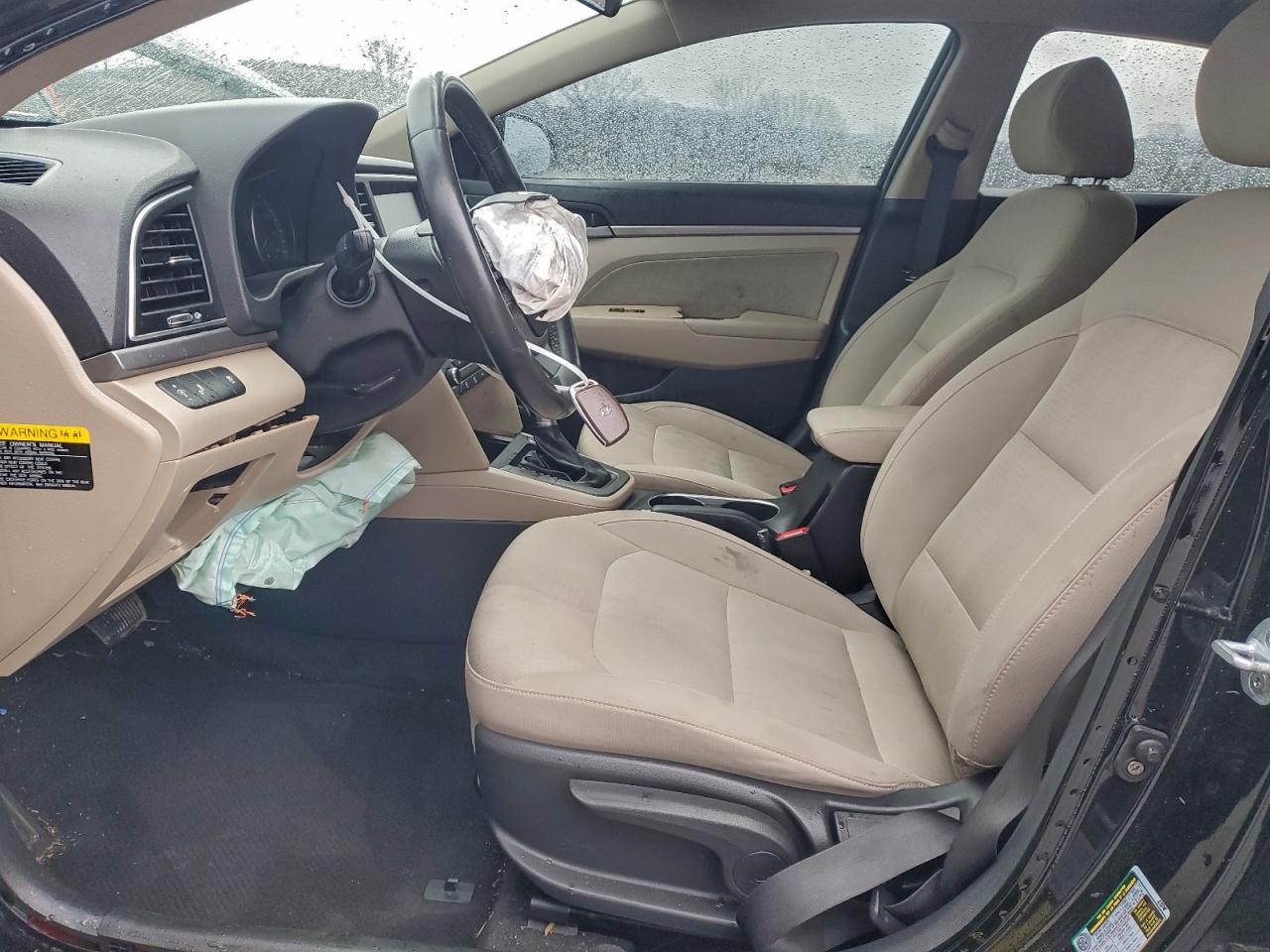 2017 HYUNDAI ELANTRA SE photo 19