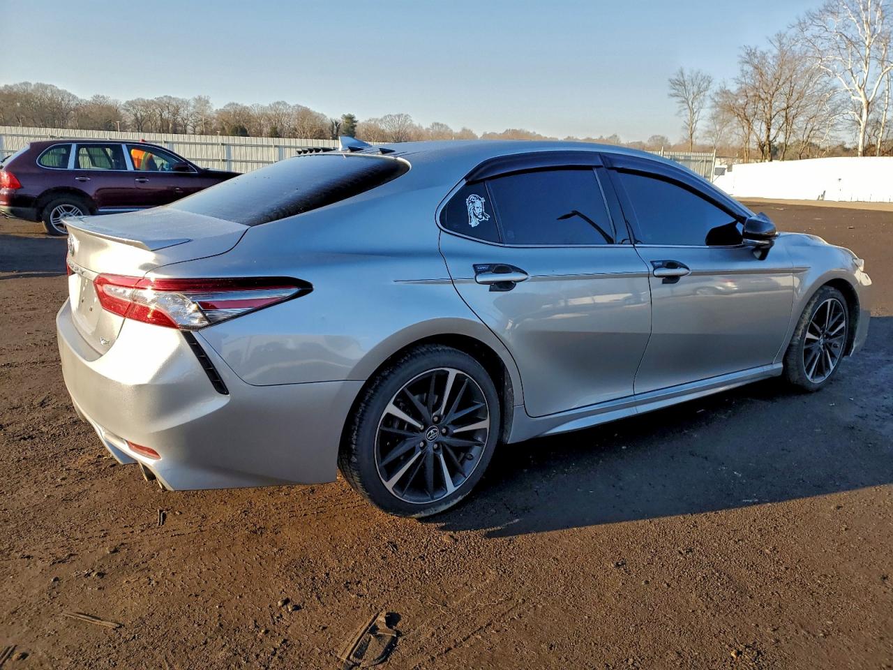 2019 TOYOTA CAMRY XSE photo 3