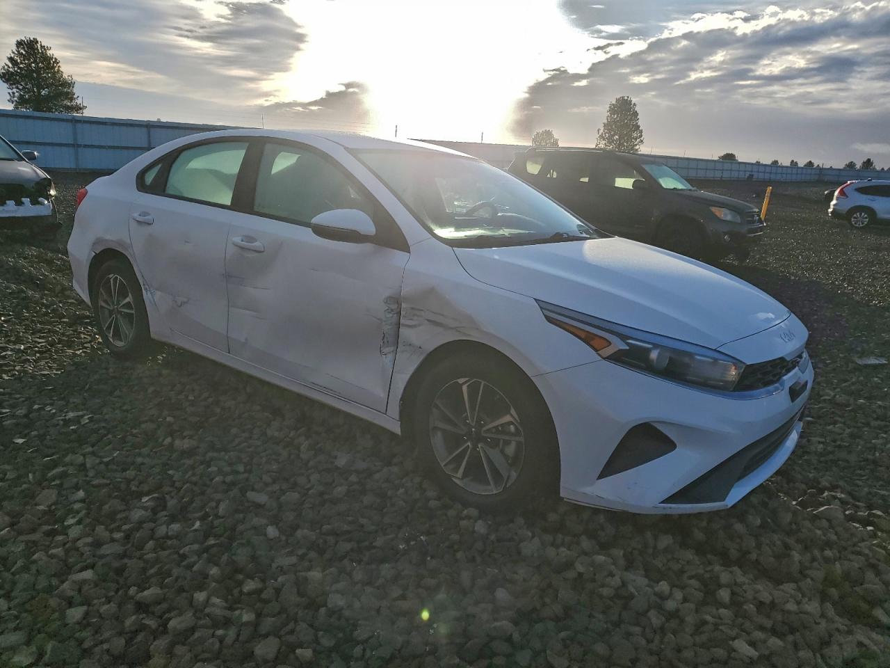 2023 KIA FORTE LX photo 7