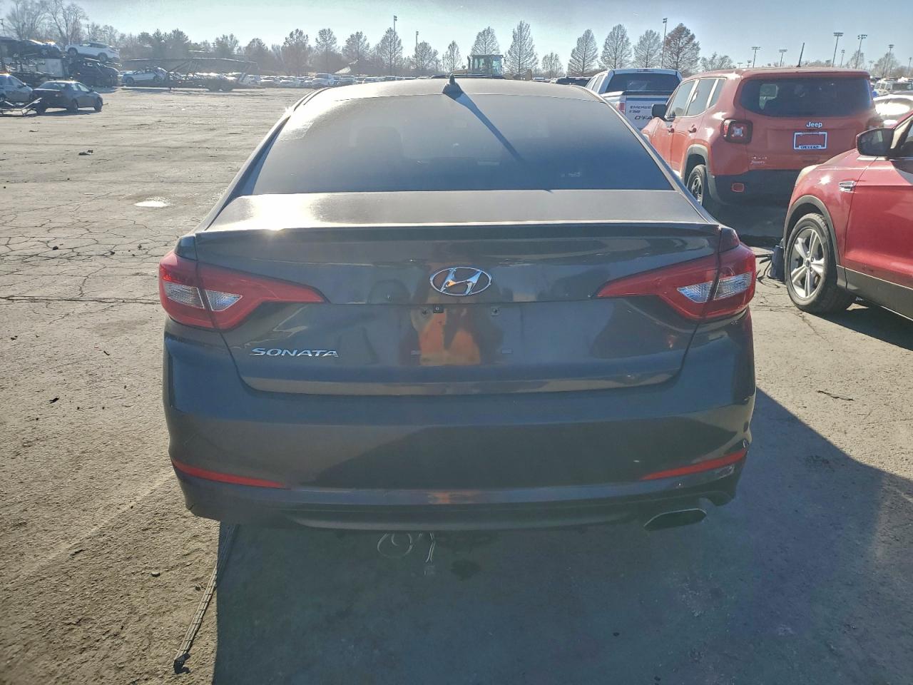 2017 HYUNDAI SONATA SE photo 11
