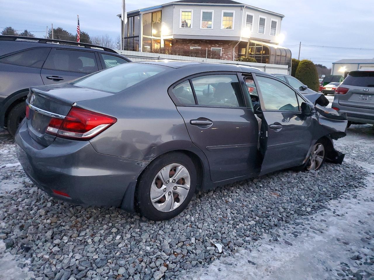 2013 HONDA CIVIC LX photo 3