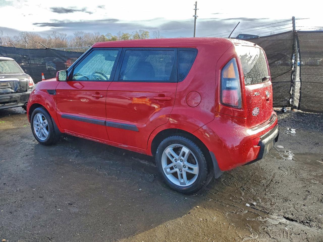 2011 KIA SOUL + photo 4