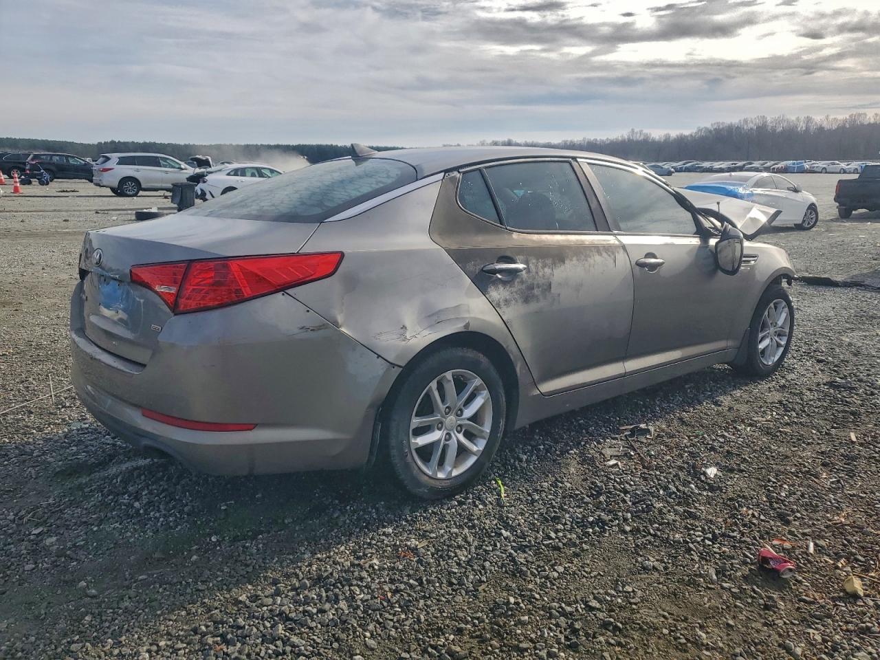 2013 KIA OPTIMA LX photo 3