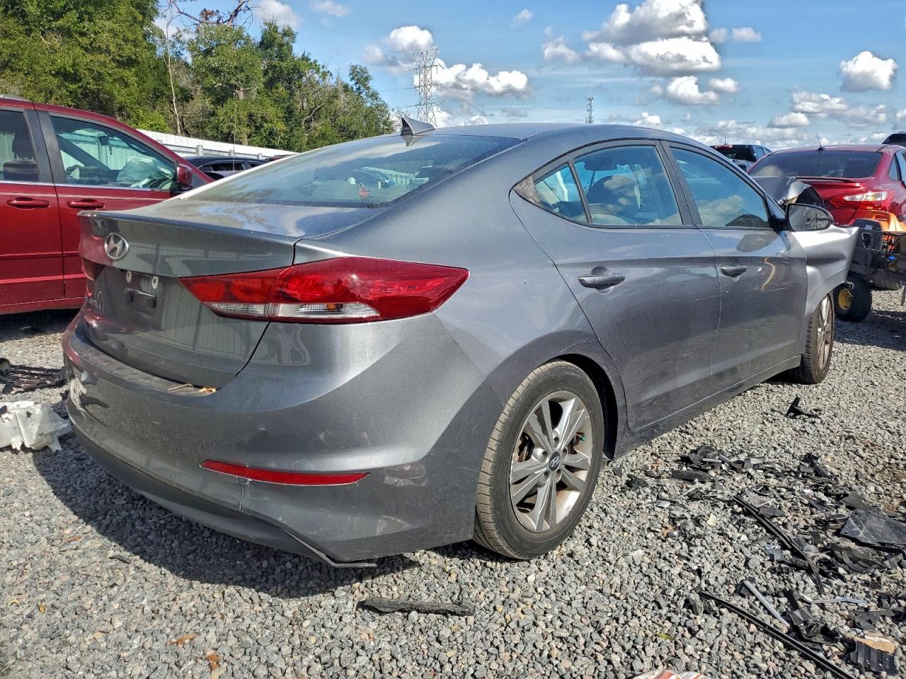 2018 HYUNDAI ELANTRA SEL photo 5