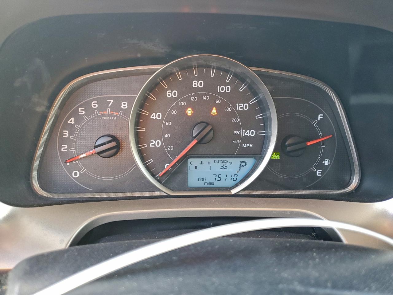 2013 TOYOTA RAV4 XLE photo 17