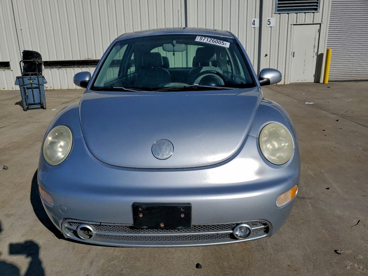 2005 VOLKSWAGEN NEW BEETLE GLS photo 9