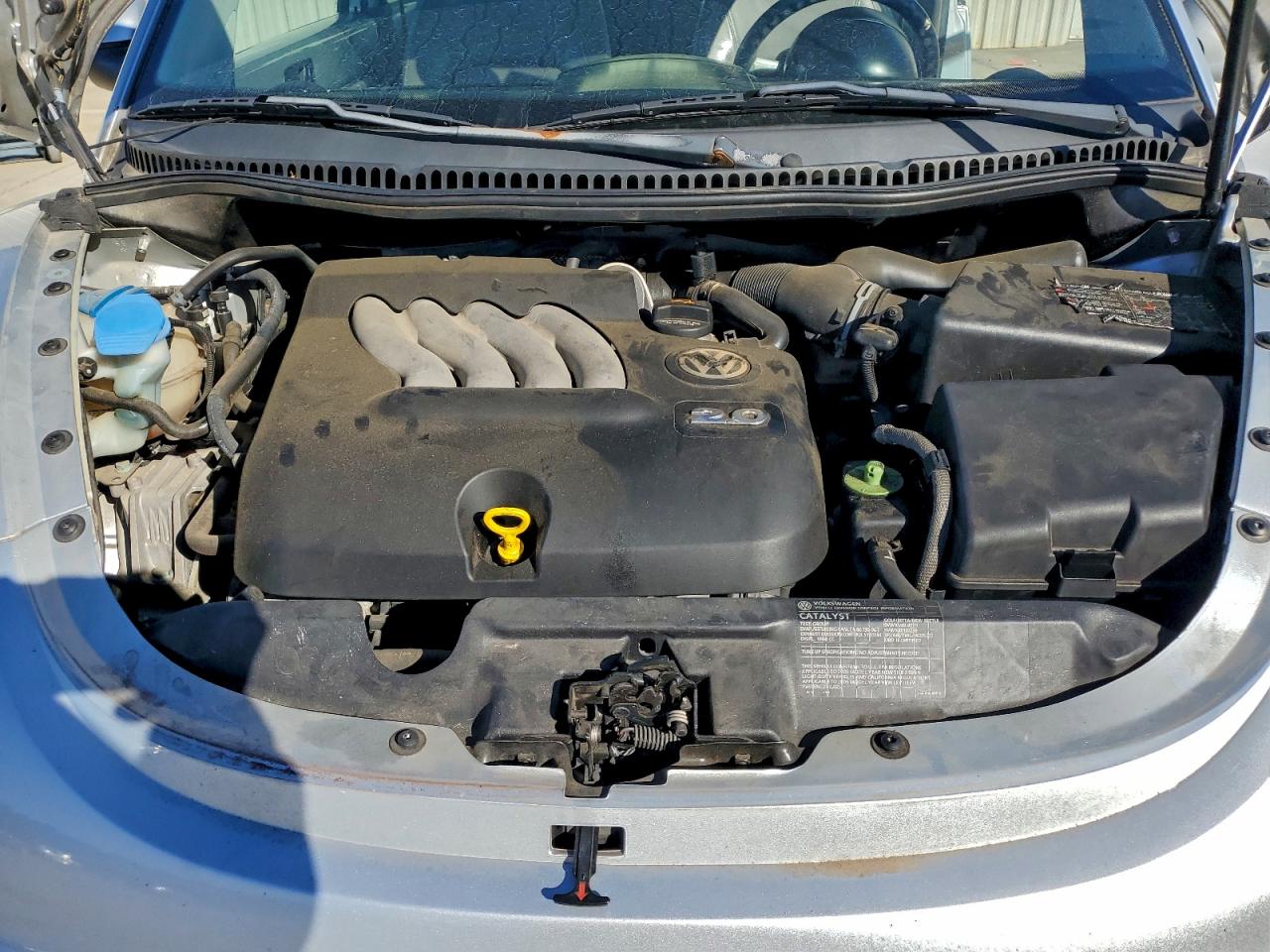 2005 VOLKSWAGEN NEW BEETLE GLS photo 21