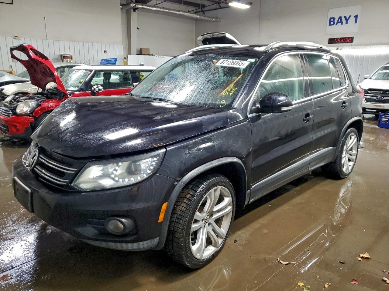 2012 VOLKSWAGEN TIGUAN