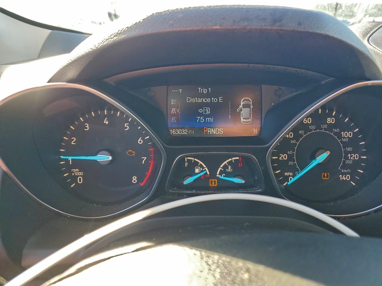 2017 FORD ESCAPE SE photo 9