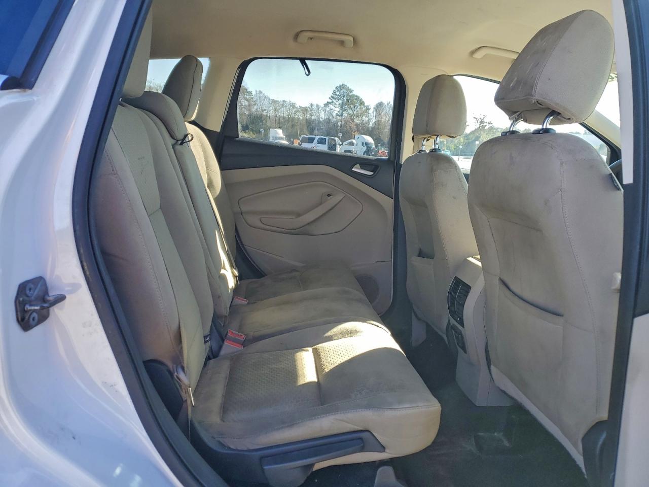 2017 FORD ESCAPE SE photo 11