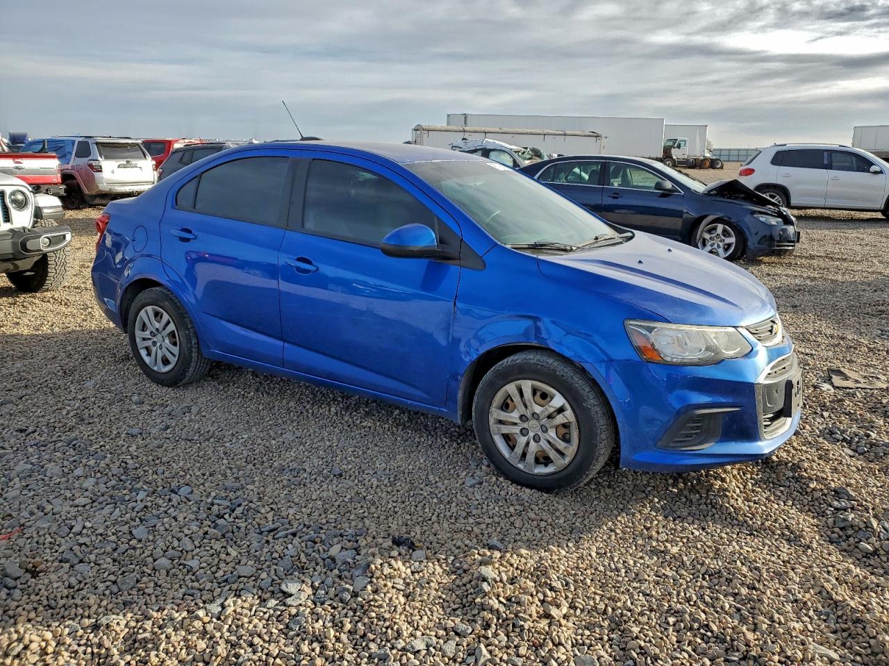 2017 CHEVROLET SONIC LS photo 4