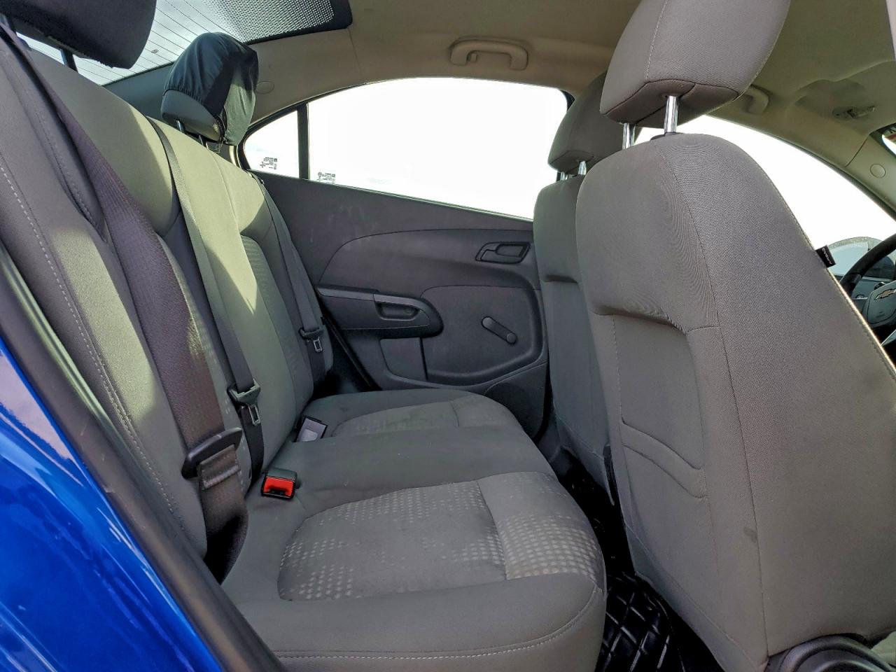 2017 CHEVROLET SONIC LS photo 10