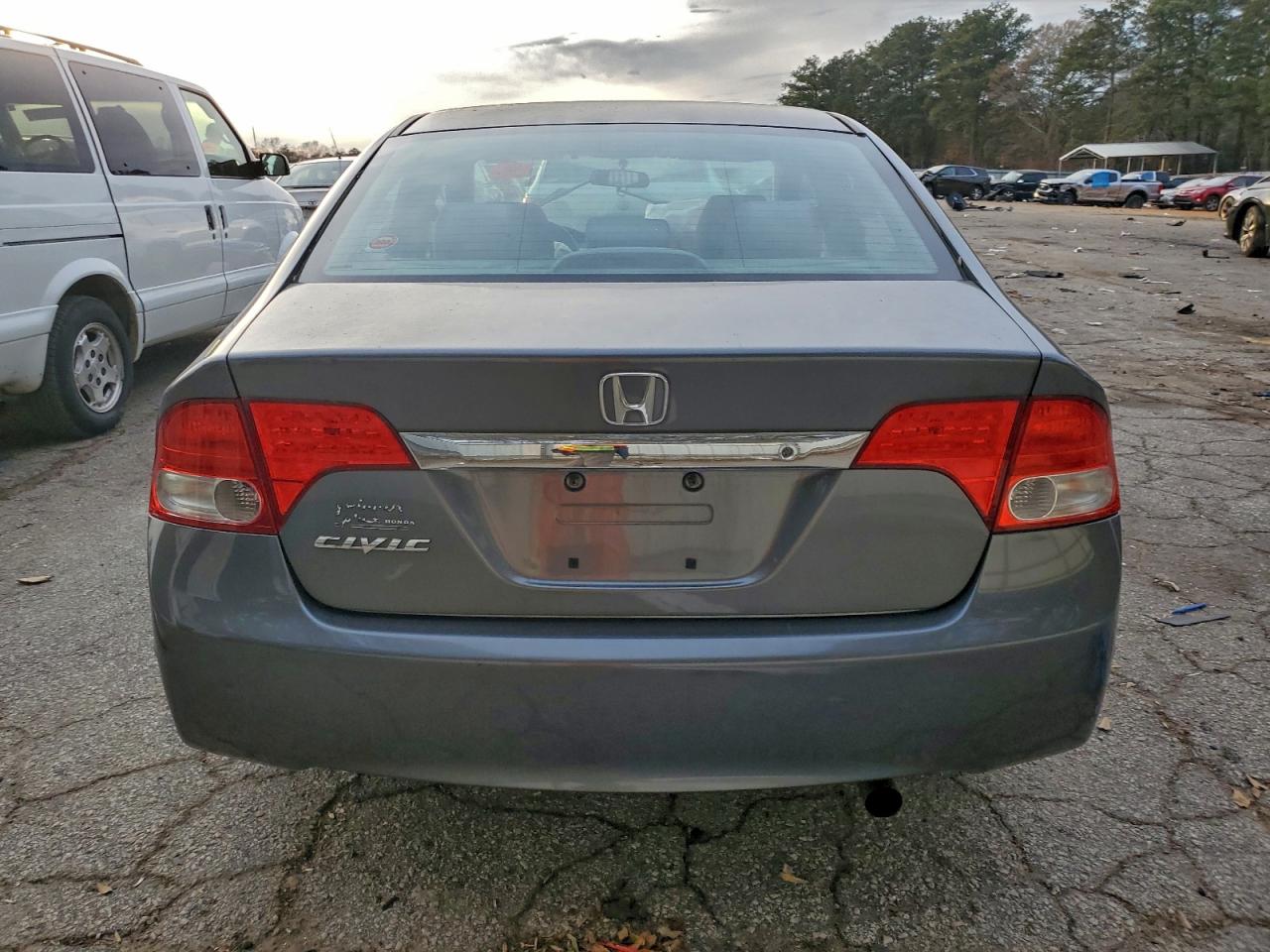 2011 HONDA CIVIC VP photo 6