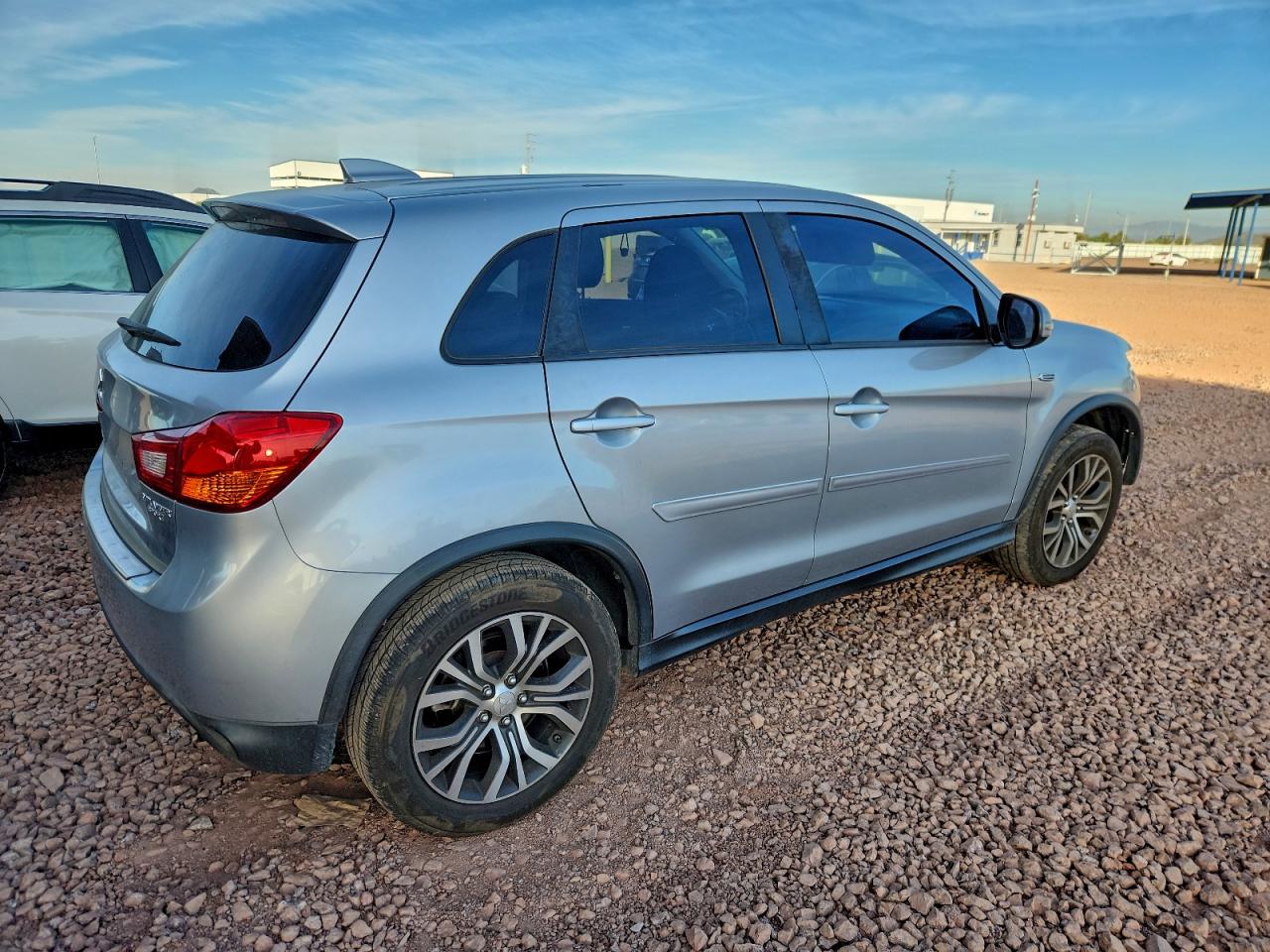 2017 MITSUBISHI OUTLANDER SPORT ES photo 3