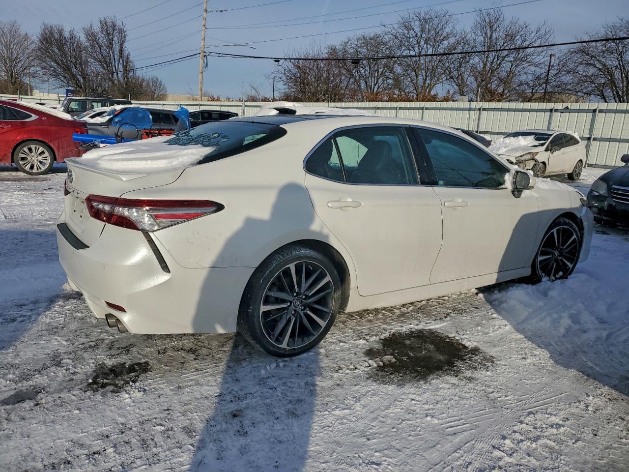 2018 TOYOTA CAMRY XSE photo 5