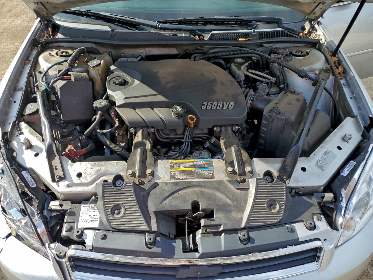 2010 CHEVROLET IMPALA LT photo 11