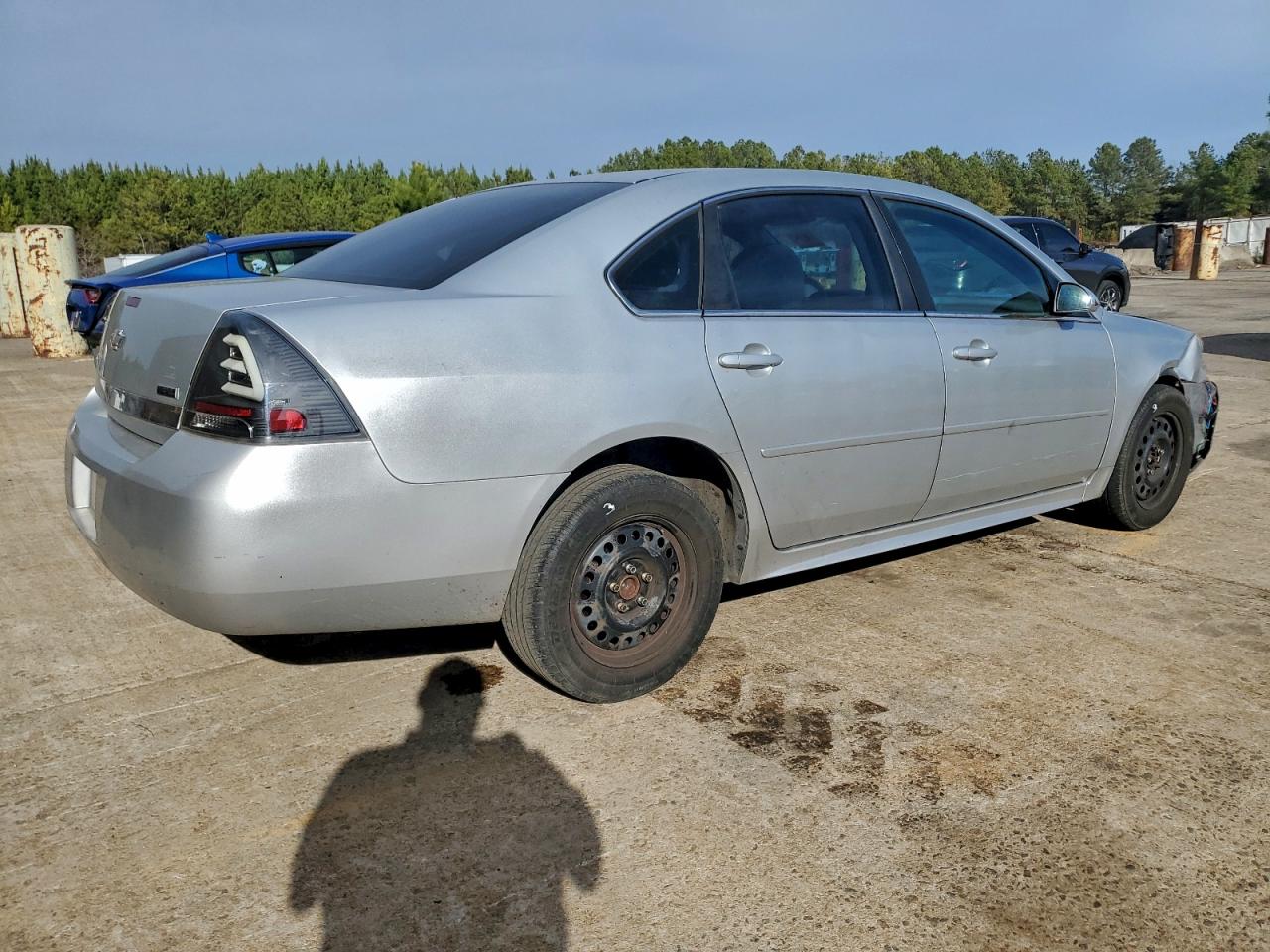 2010 CHEVROLET IMPALA LT photo 3