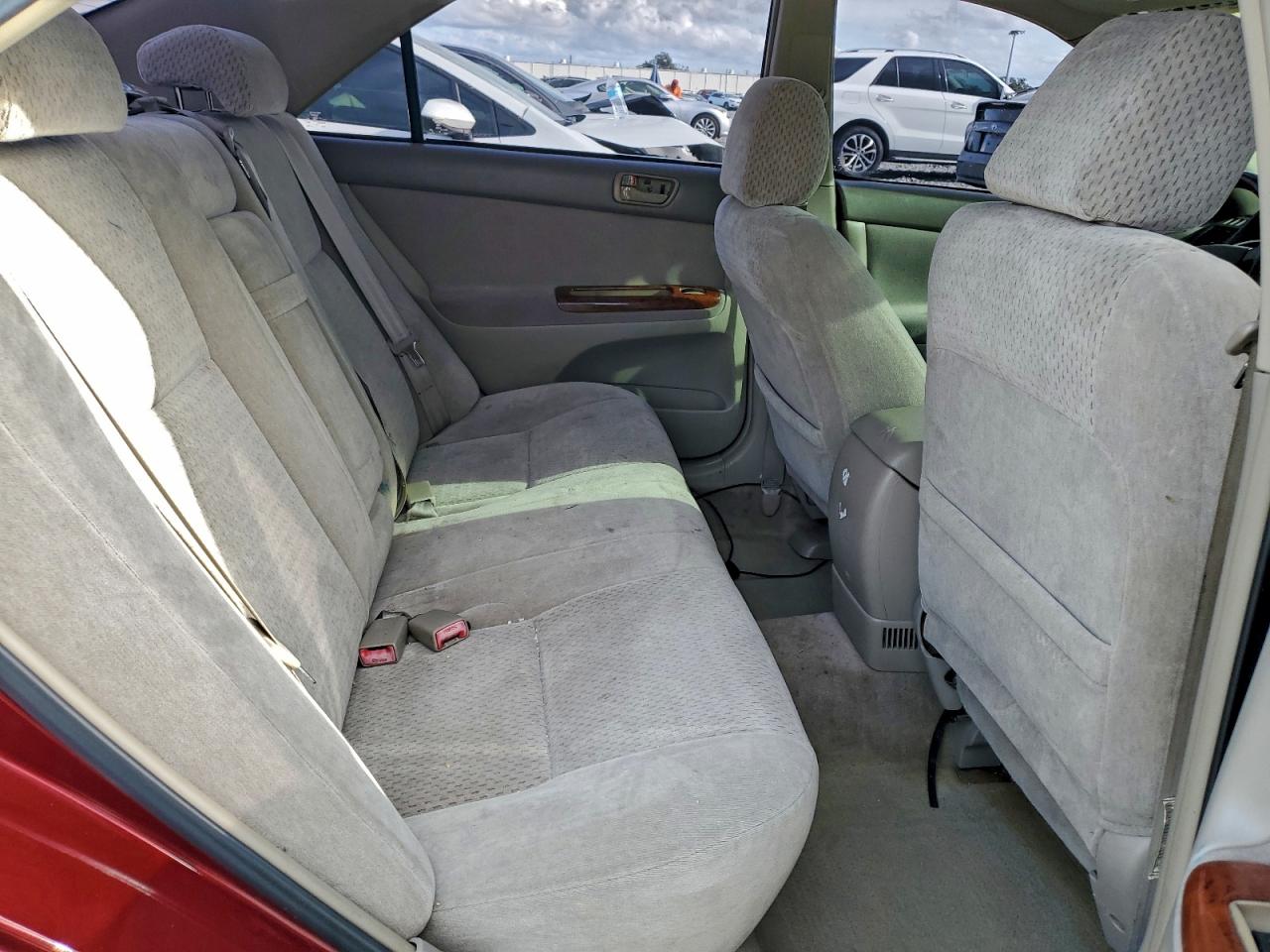 2003 TOYOTA CAMRY LE photo 19