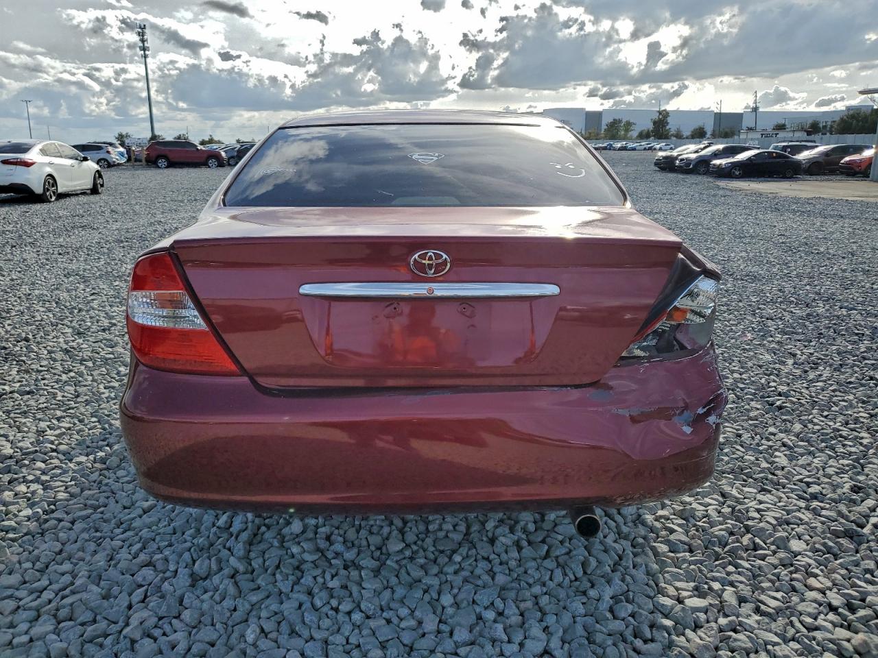 2003 TOYOTA CAMRY LE photo 11