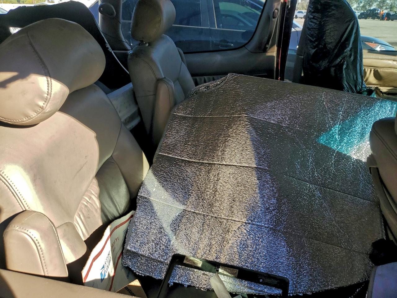 1998 TOYOTA SIENNA LE photo 19