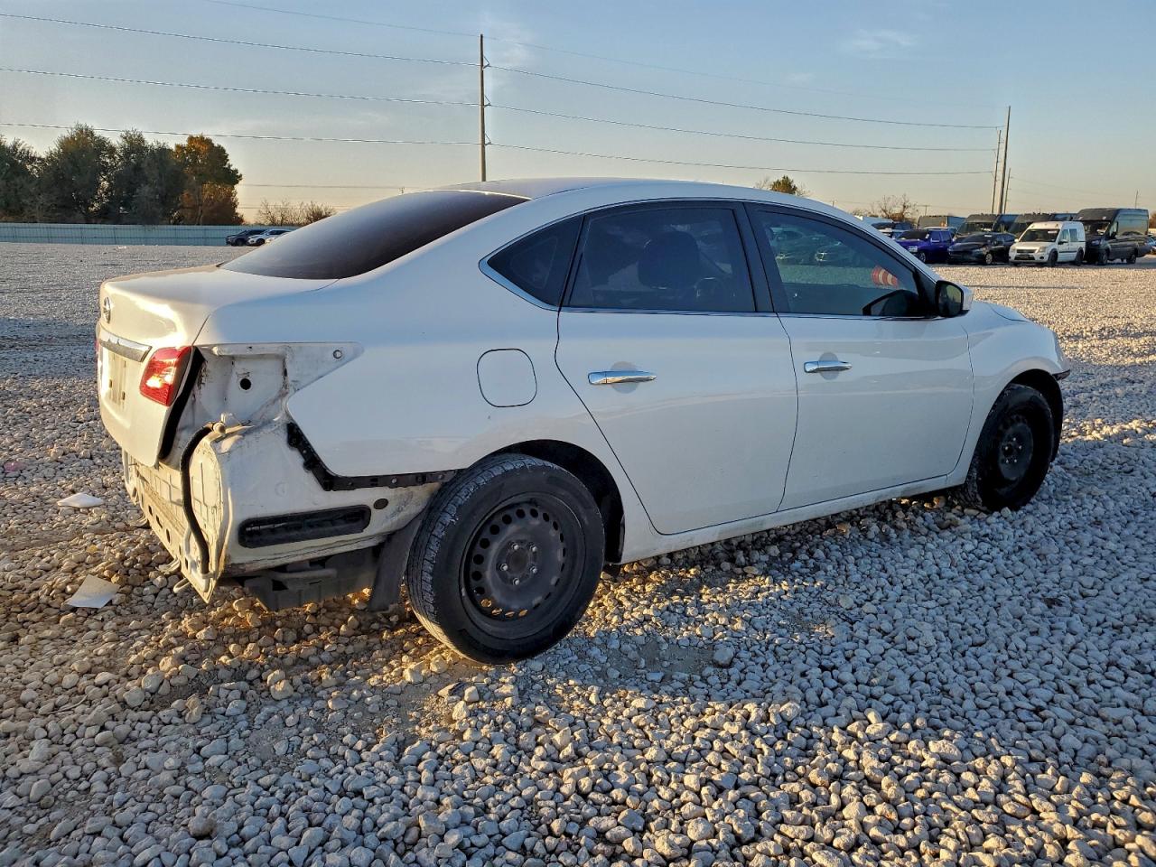 2019 NISSAN SENTRA S photo 5