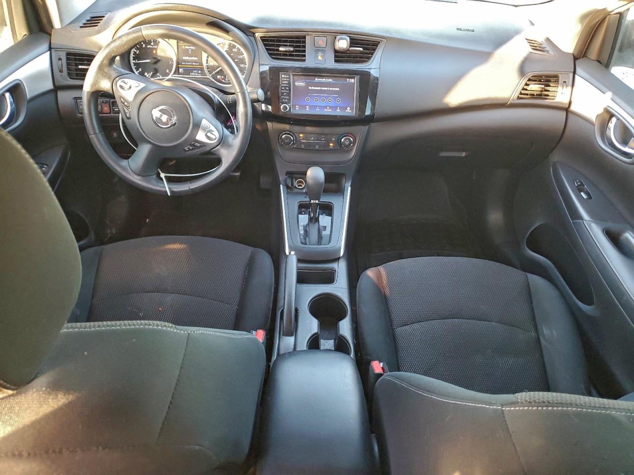 2019 NISSAN SENTRA S photo 15