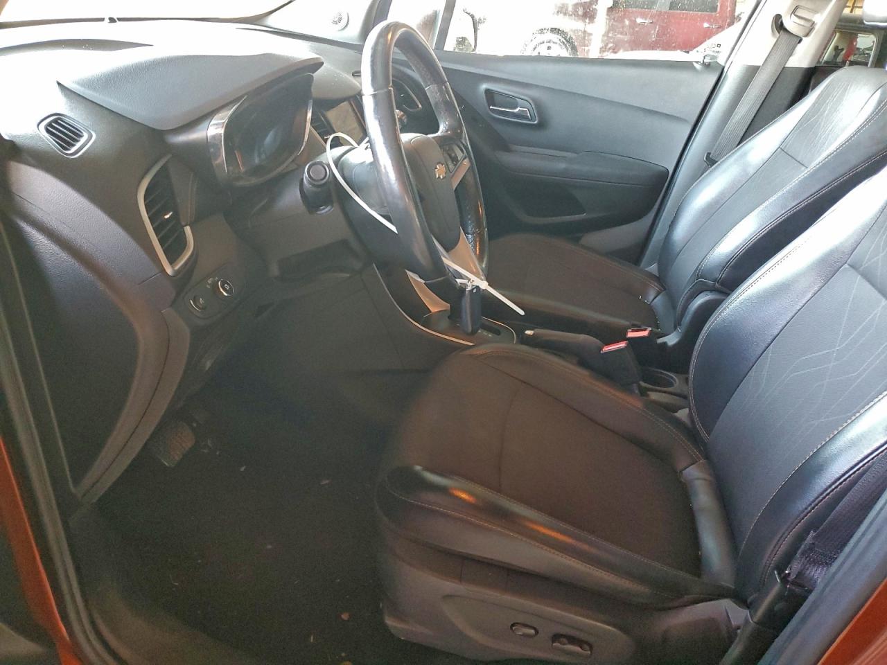 2019 CHEVROLET TRAX 1LT photo 13