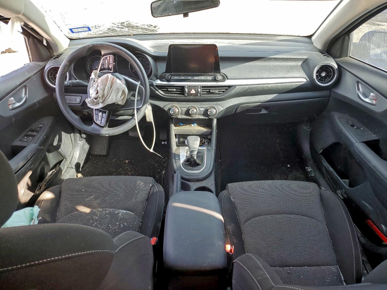 2023 KIA FORTE LX photo 22