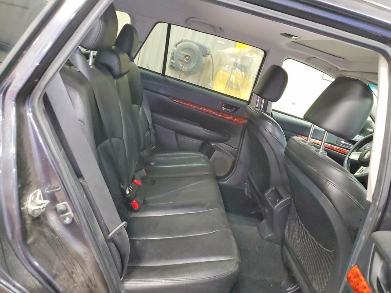 2011 SUBARU OUTBACK 3.6R LIMITED photo 11