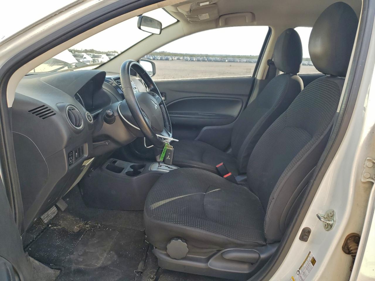 2015 MITSUBISHI MIRAGE ES photo 13