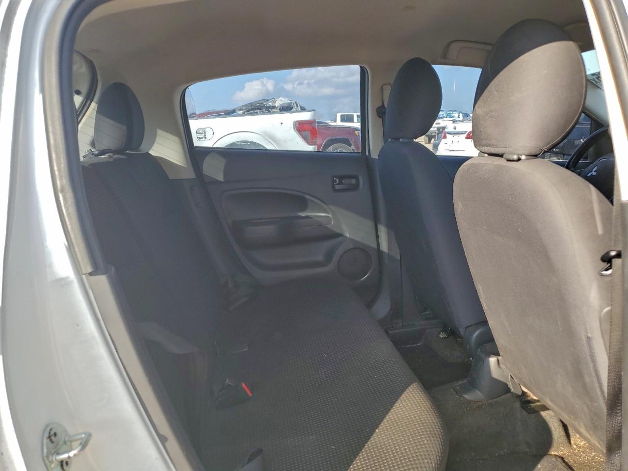 2015 MITSUBISHI MIRAGE ES photo 19