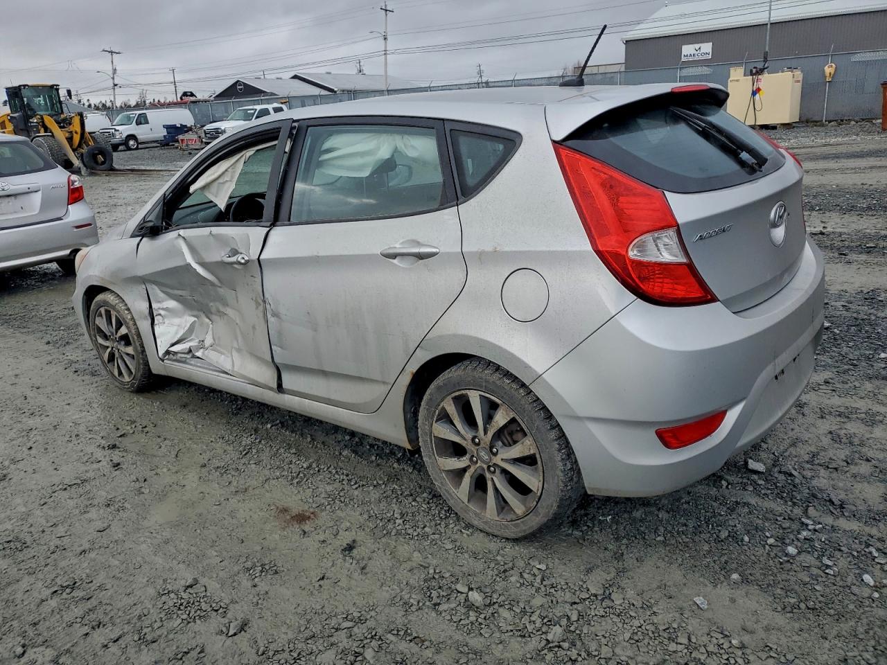 2015 HYUNDAI ACCENT GS photo 3