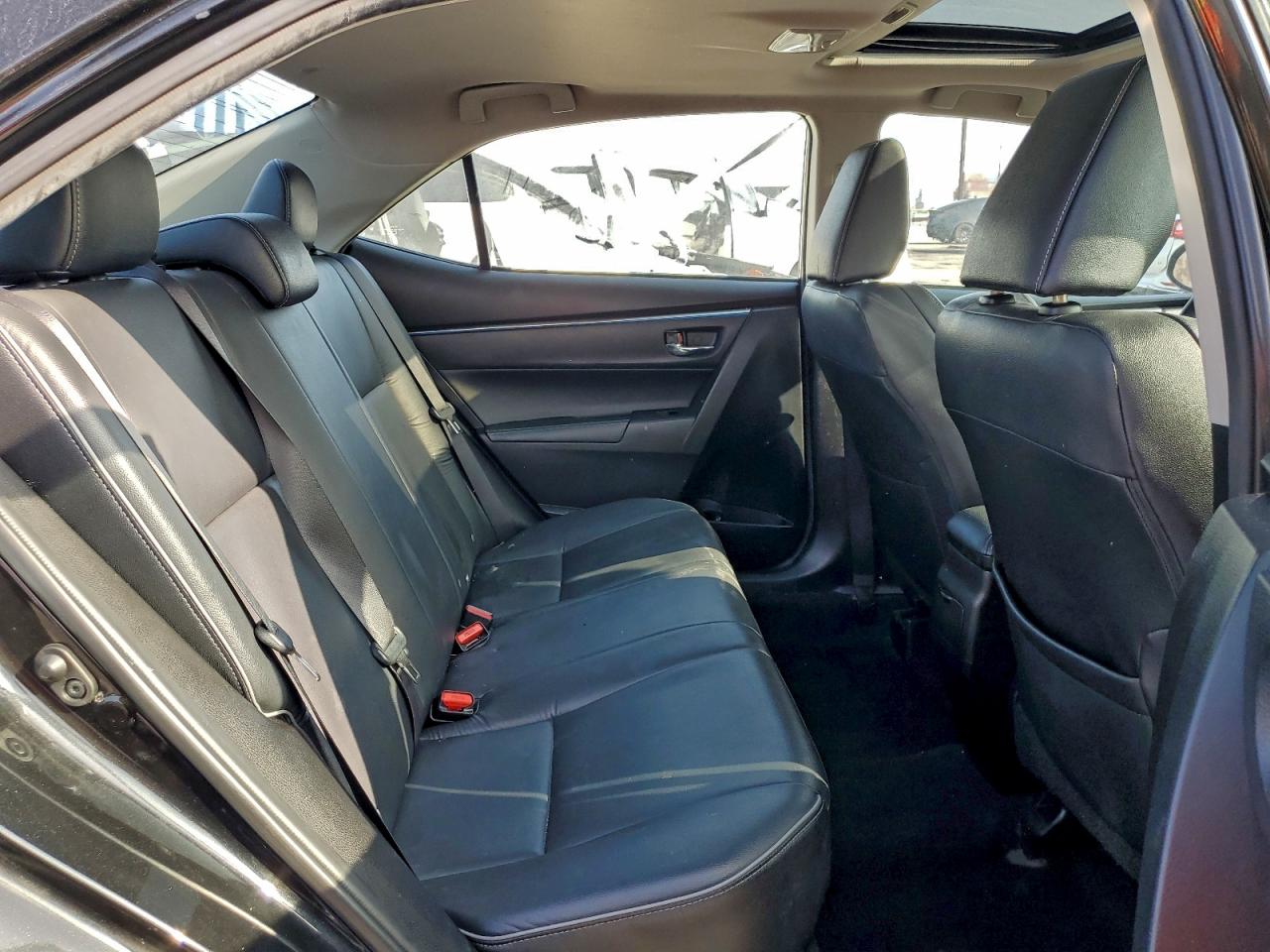 2014 TOYOTA COROLLA L photo 10