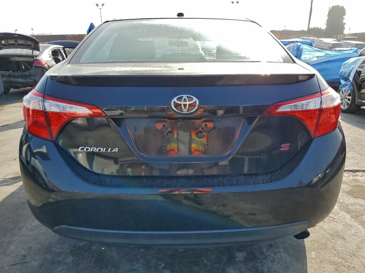 2014 TOYOTA COROLLA L photo 6