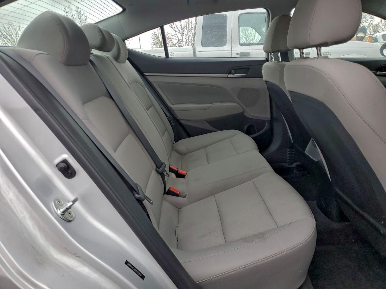 2017 HYUNDAI ELANTRA SE photo 19