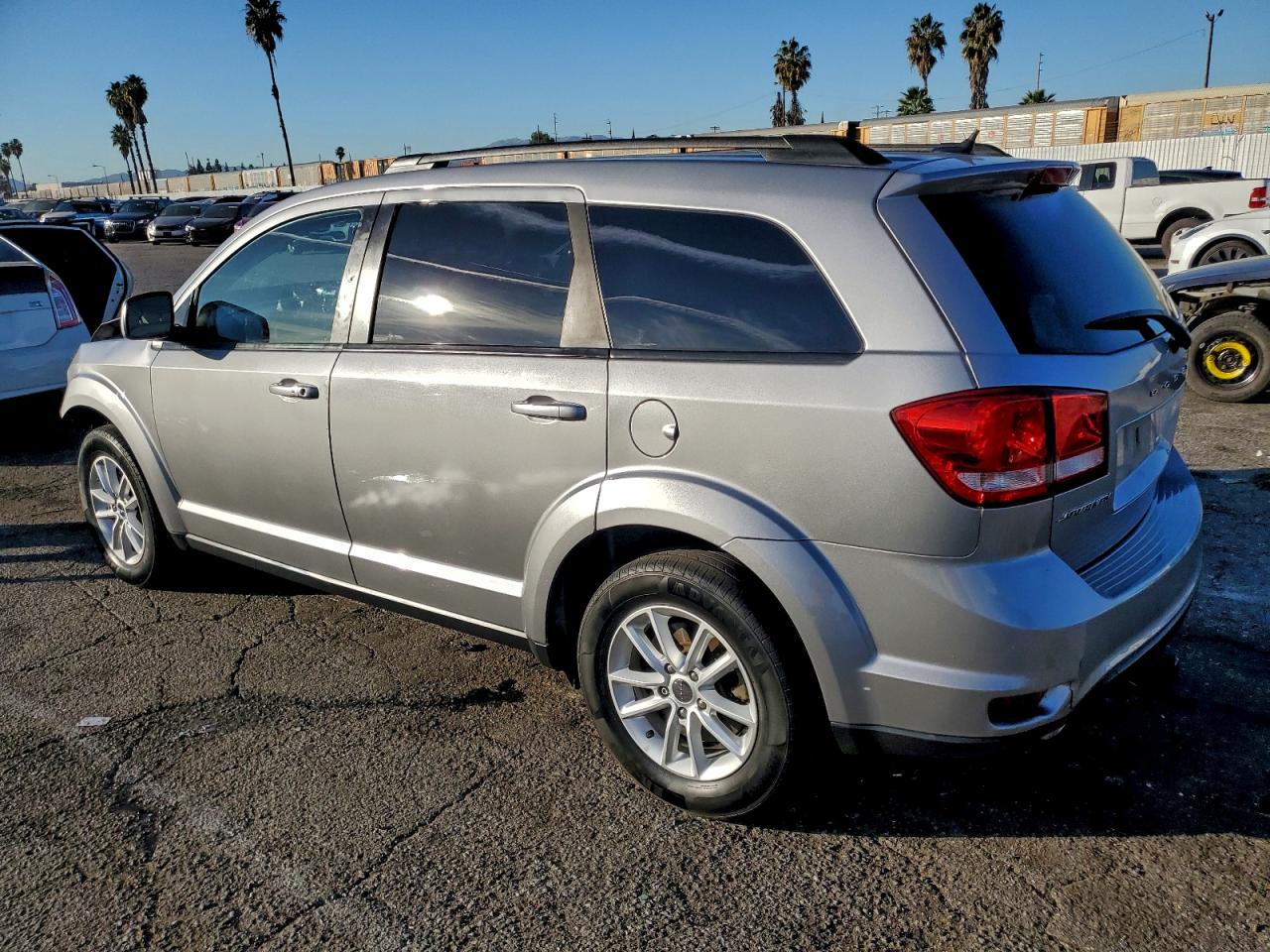 2017 DODGE JOURNEY SXT photo 3